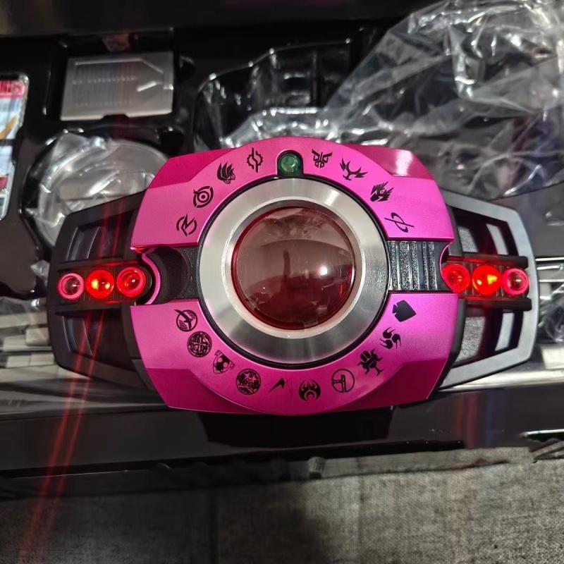 Cosplay Prop Display - Tersedia Kamen Rider Decade Csm 8.0